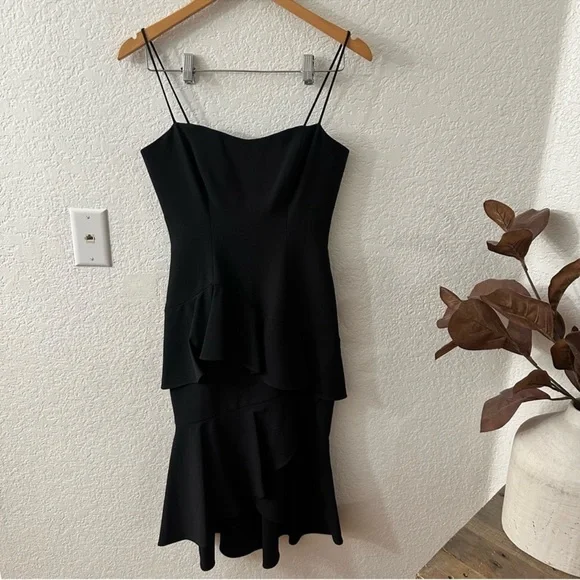New Black Halo Barbados Slip Dress Ruffle Hem Black dress
size 0 - Picture 4 of 11